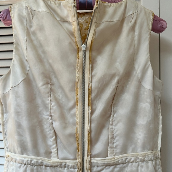 Vintage 1960s Fit & Flare Sleeveless Lace Dress Gold White Fully Lined - Picture 9 of 16